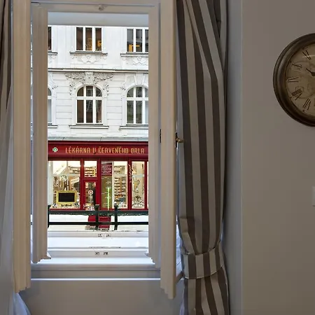 Igor And David Apartments Prague Exterior photo